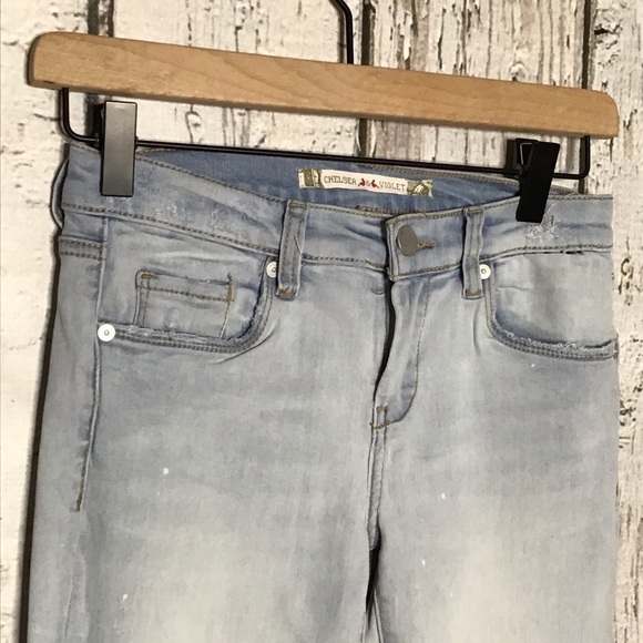 Chelsea‎ & Violet distressed zipper back skinny - Picture 3 of 10